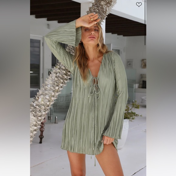 NWT Fortunate One Twist and Turns Dress Green - Picture 2 of 11